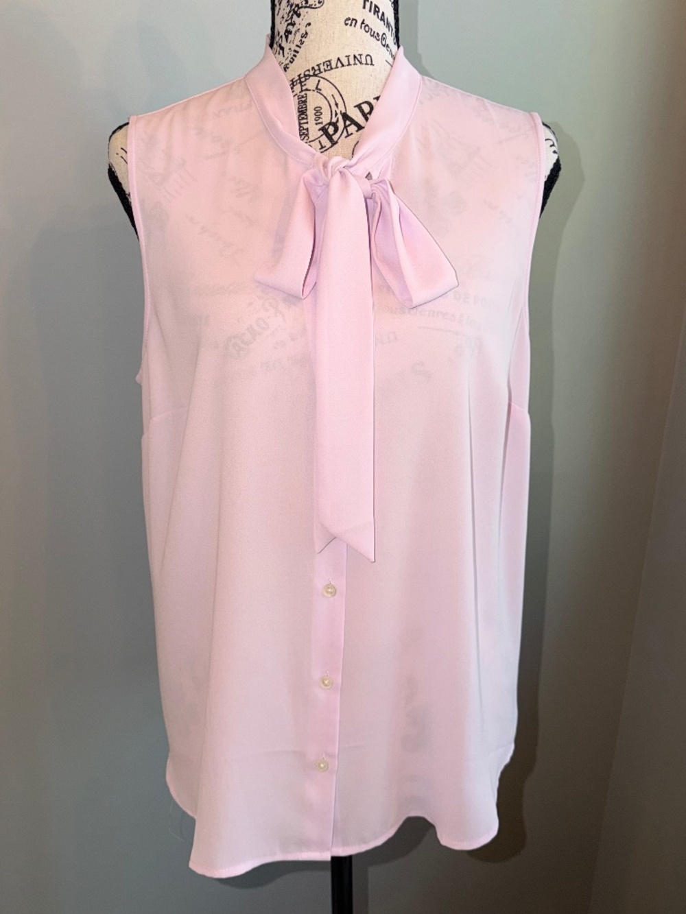 J. Crew lavender/pink georgette tie front sleeveless blouse Size M